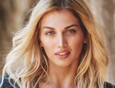 To σώμα της Κωνσταντίνας Σπυροπούλου είναι juicy και αρέσει! (φωτο)